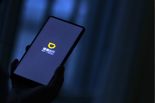 【ag亚娱官网】颜子+超级童颜乐队《爱你的自由》现场版上线回归音乐本质(图2) AG亚娱集团